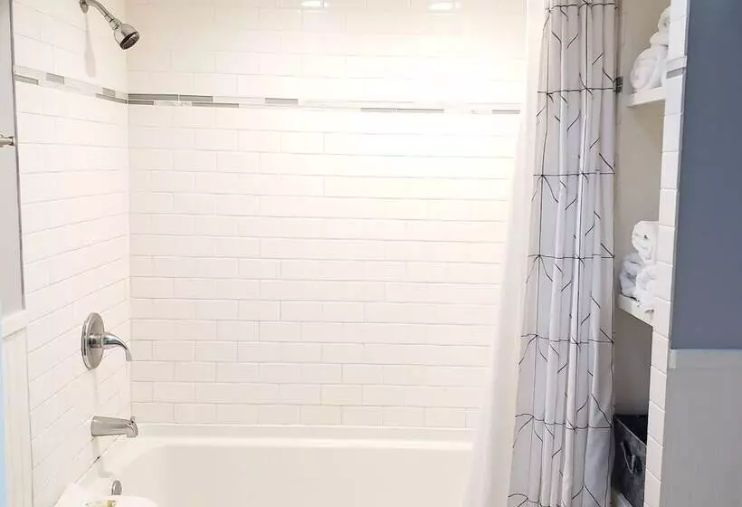 Motelli Coastal Suites Resort