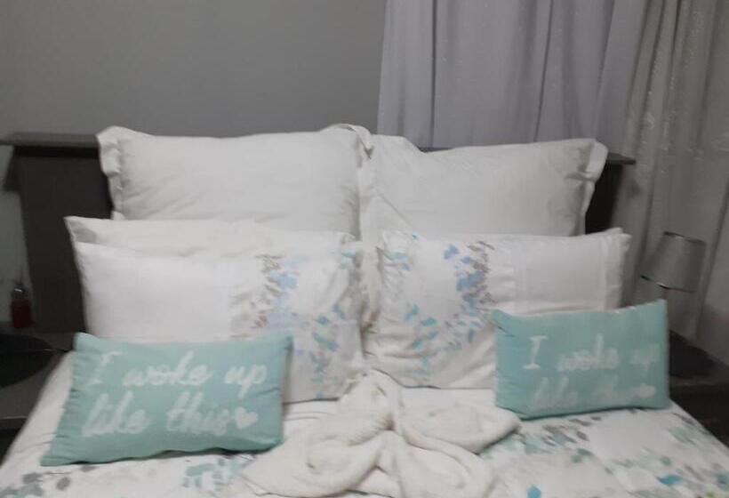 Пансион Ubuntu Guesthouse