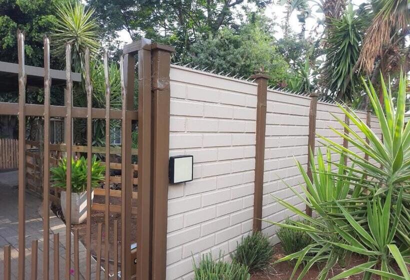 Пансион Ubuntu Guesthouse