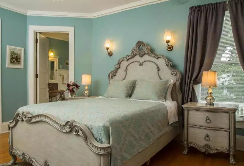 Ringling House Bed & Breakfast