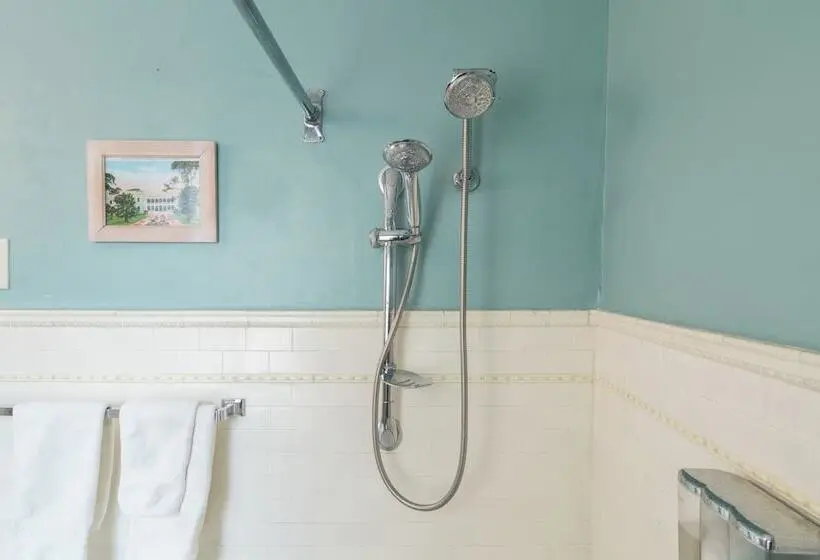Ringling House Bed & Breakfast