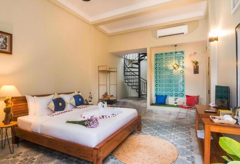 Общежитие Summer Bliss Boutique