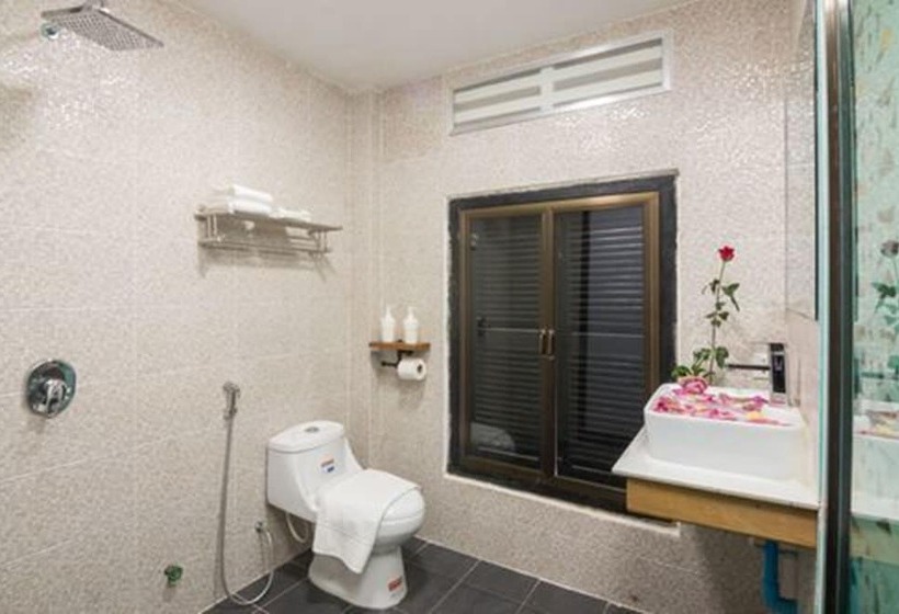 Общежитие Summer Bliss Boutique