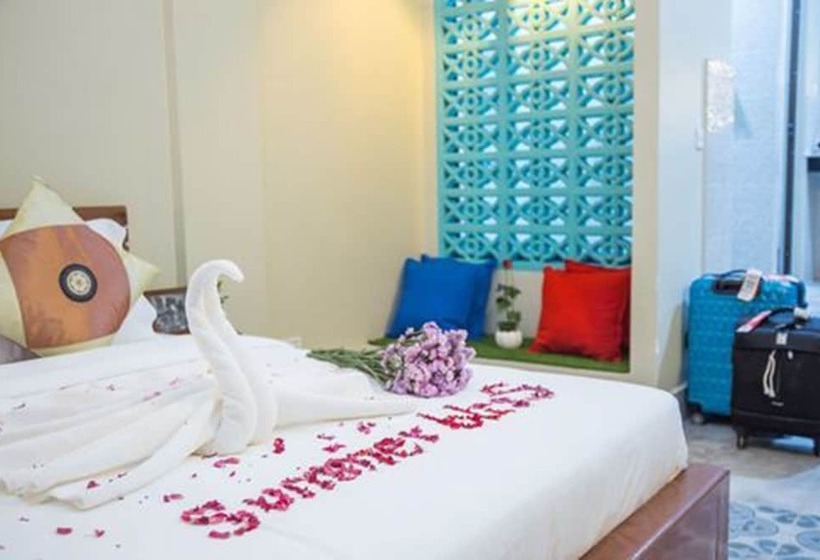 Общежитие Summer Bliss Boutique