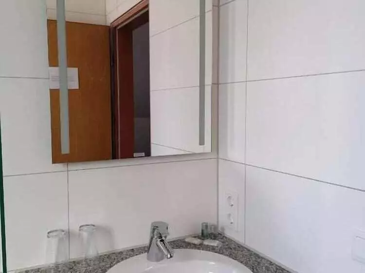 Appartis   Hotel Am Stadtpark