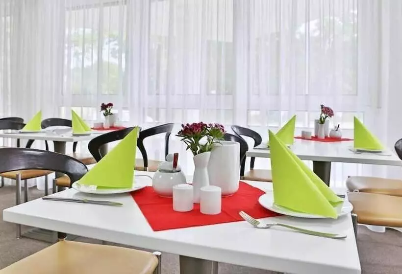 Appartis   Hotel Am Stadtpark