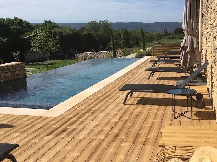 تختخواب و صبحانه Ferme Les Callis