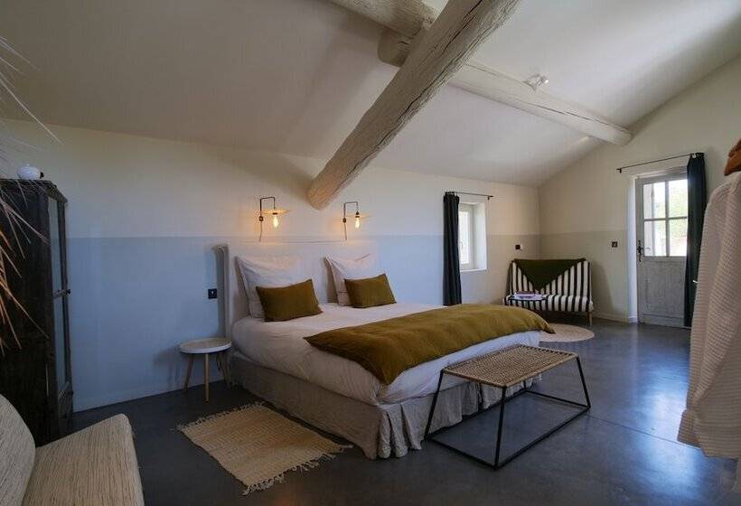 تختخواب و صبحانه Ferme Les Callis