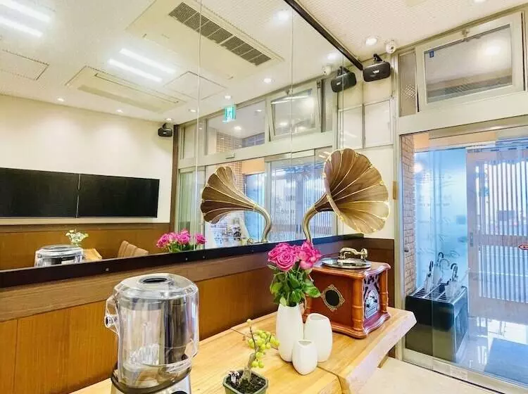 Majatalo Hostel And Cafe Izu No Umi