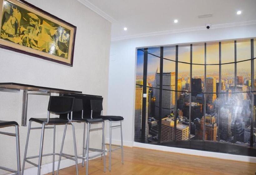 بنسيون Maite Urban Dreams