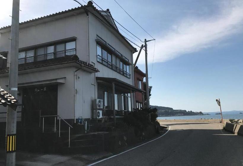 بنسيون Notojima Guesthouse Hanami