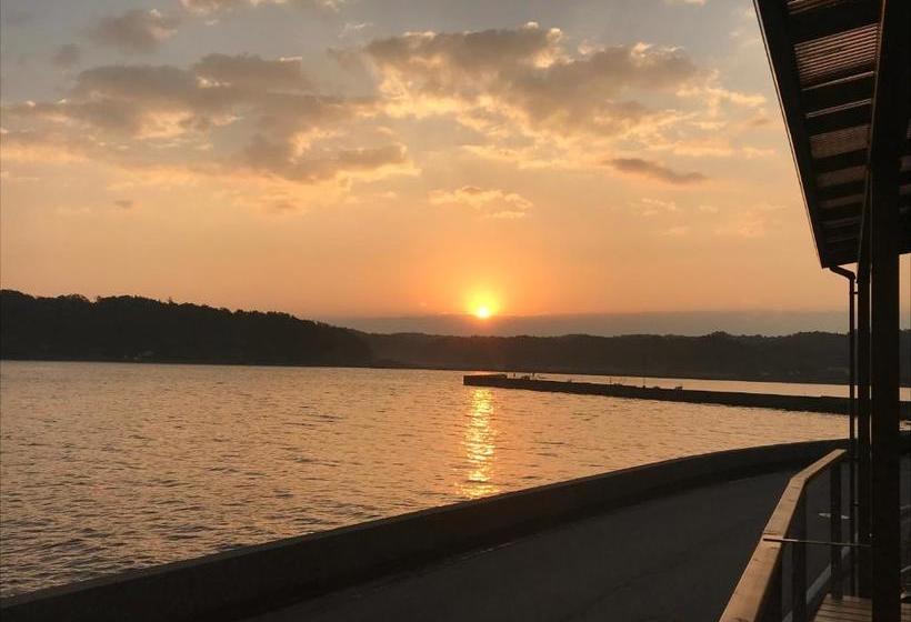 بنسيون Notojima Guesthouse Hanami