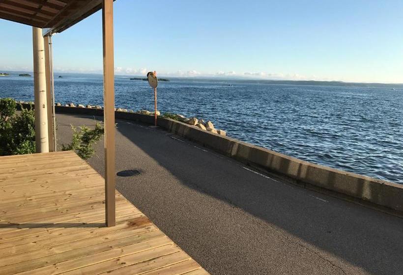 بنسيون Notojima Guesthouse Hanami