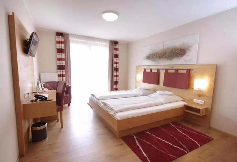 Retkeilymaja Da`sporrer Hotel & Wirtshaus