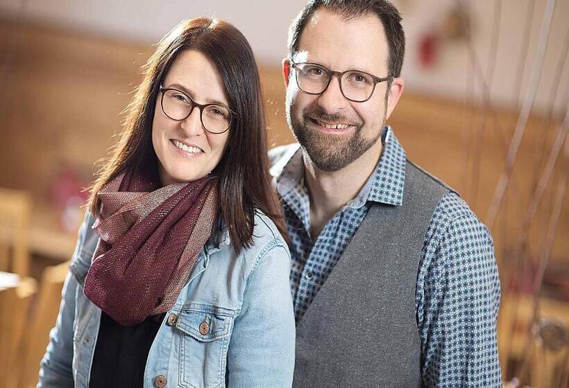 הוסטל Da`sporrer Hotel & Wirtshaus