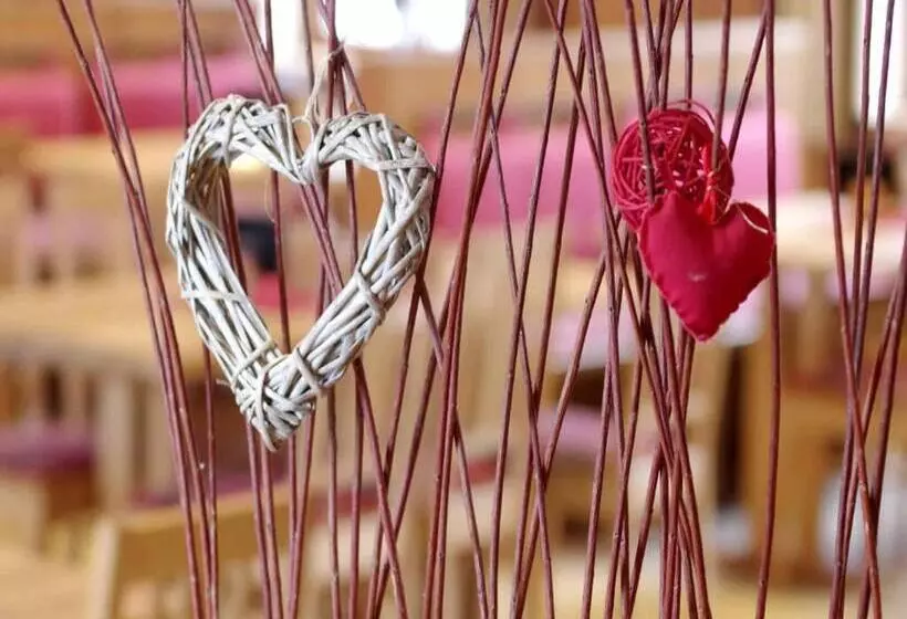 Retkeilymaja Da`sporrer Hotel & Wirtshaus