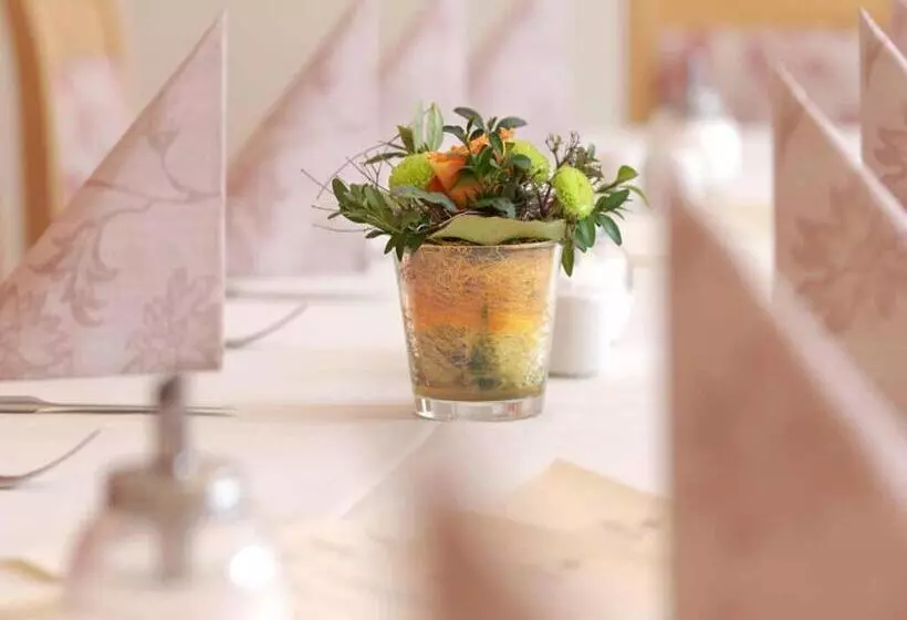 Retkeilymaja Da`sporrer Hotel & Wirtshaus