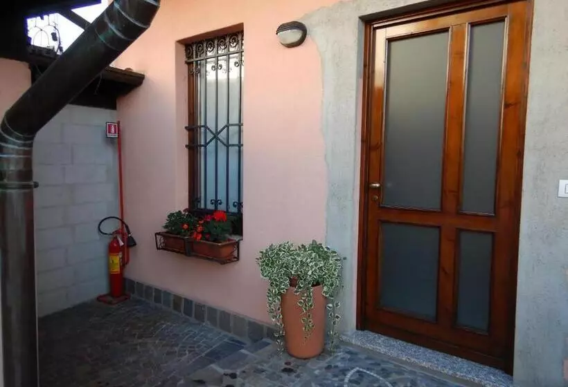 تختخواب و صبحانه 3per3