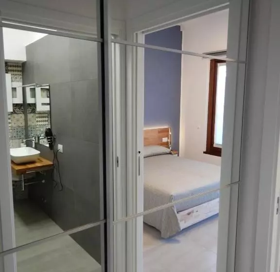 تختخواب و صبحانه 3per3