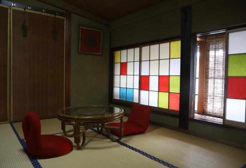 Bed and Breakfast Shakunage No Hana