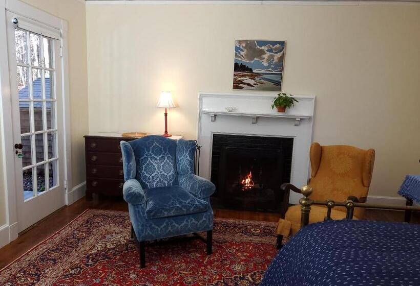 ユースホステル Harbourside Inn