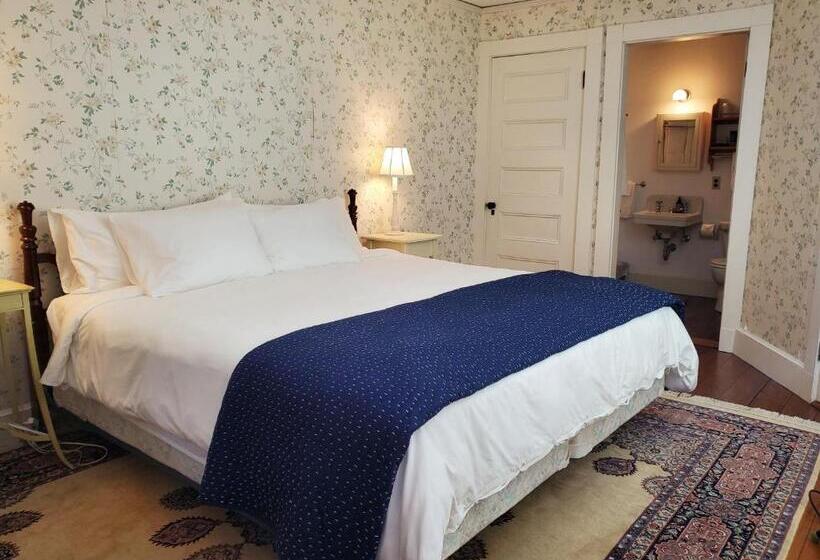 ユースホステル Harbourside Inn