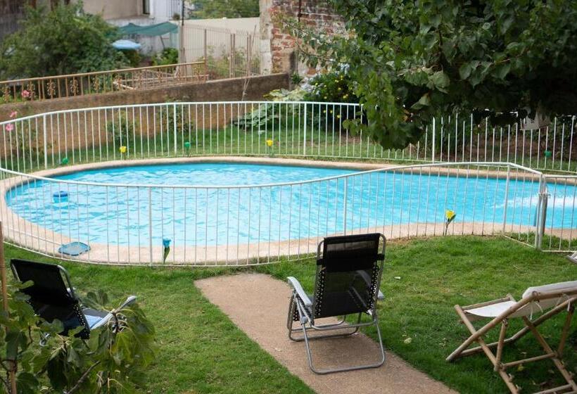 پانسیون Casamatta