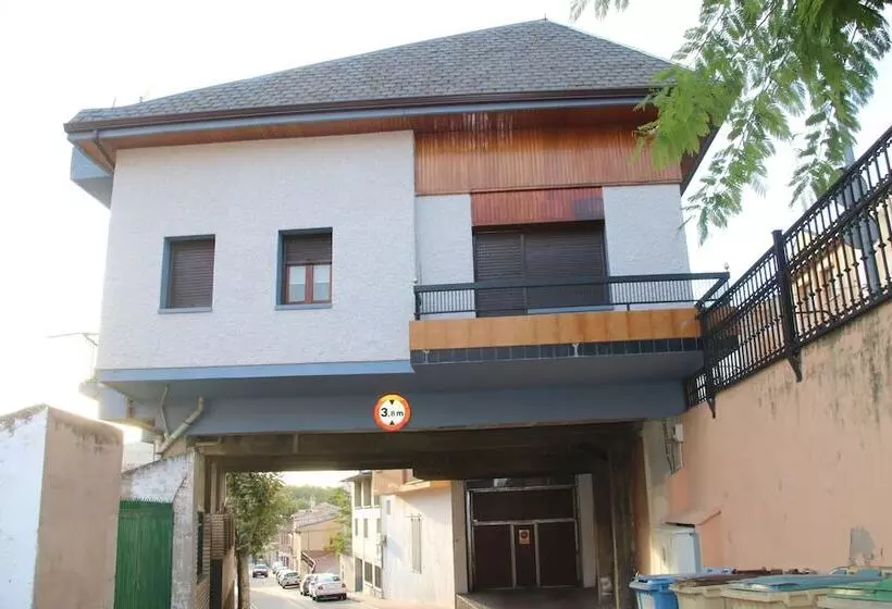 Majatalo Hostal Burgalés