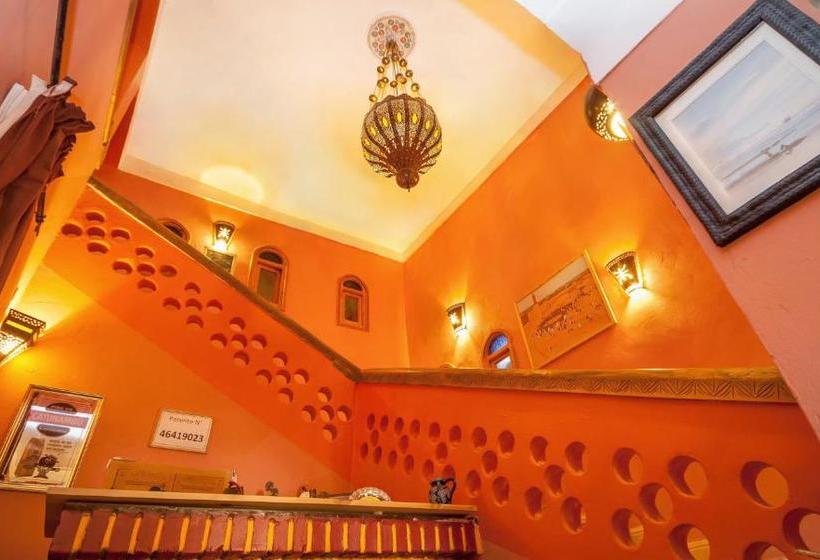 هاستل Zaratoustra