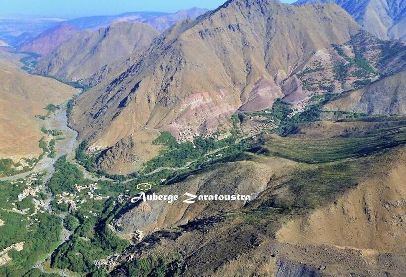 هاستل Zaratoustra