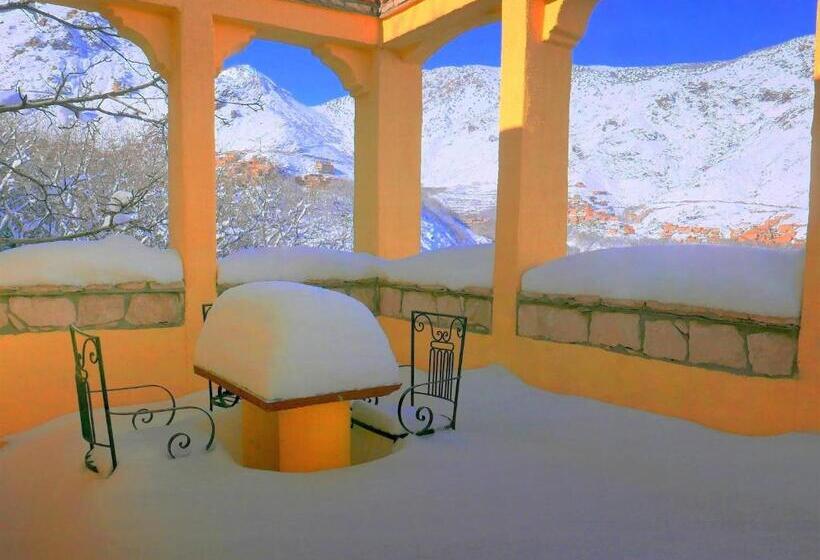 هاستل Zaratoustra