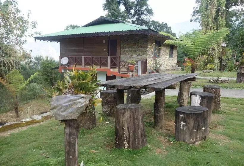 تختخواب و صبحانه The Barfung Retreat
