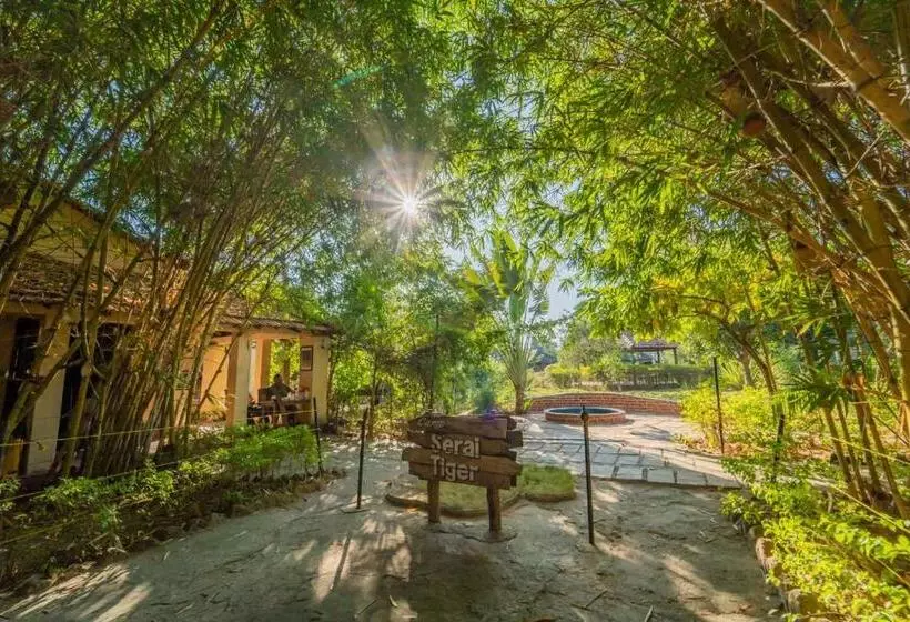 Hotelli Camp Serai Tiger Tadoba