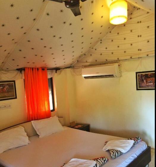 Отель Camp Serai Tiger Tadoba