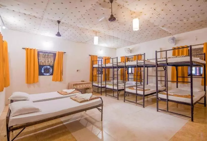 Hotelli Camp Serai Tiger Tadoba