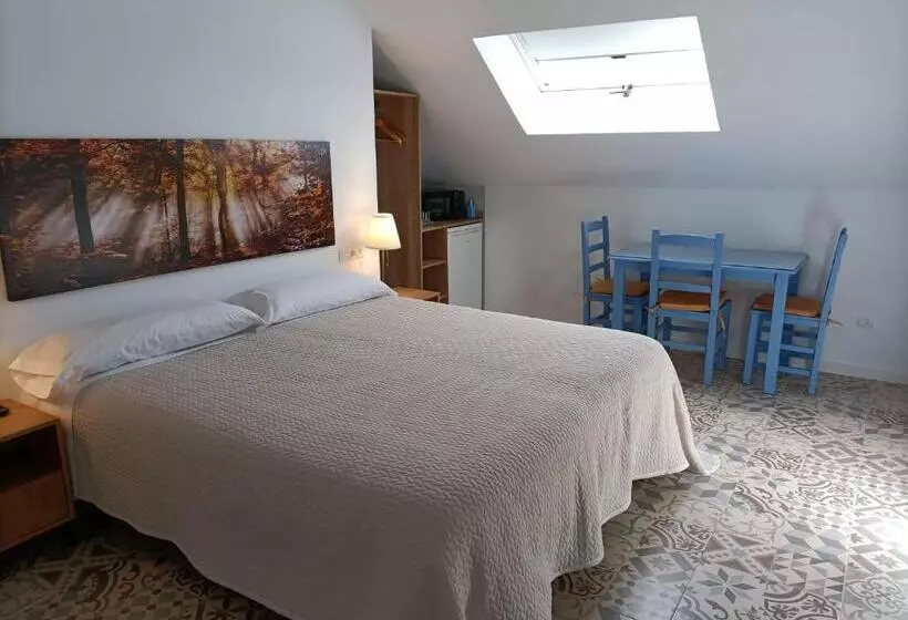 Majatalo Hostal Las Encinas