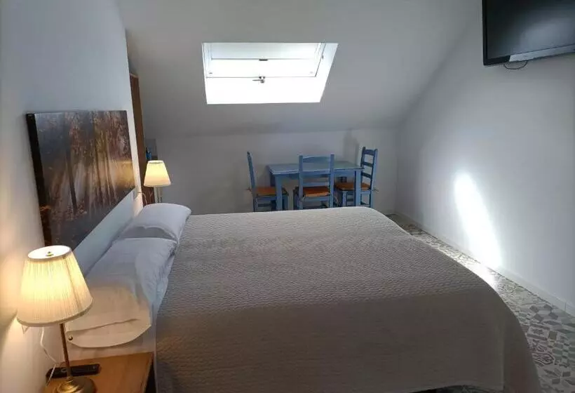 Majatalo Hostal Las Encinas