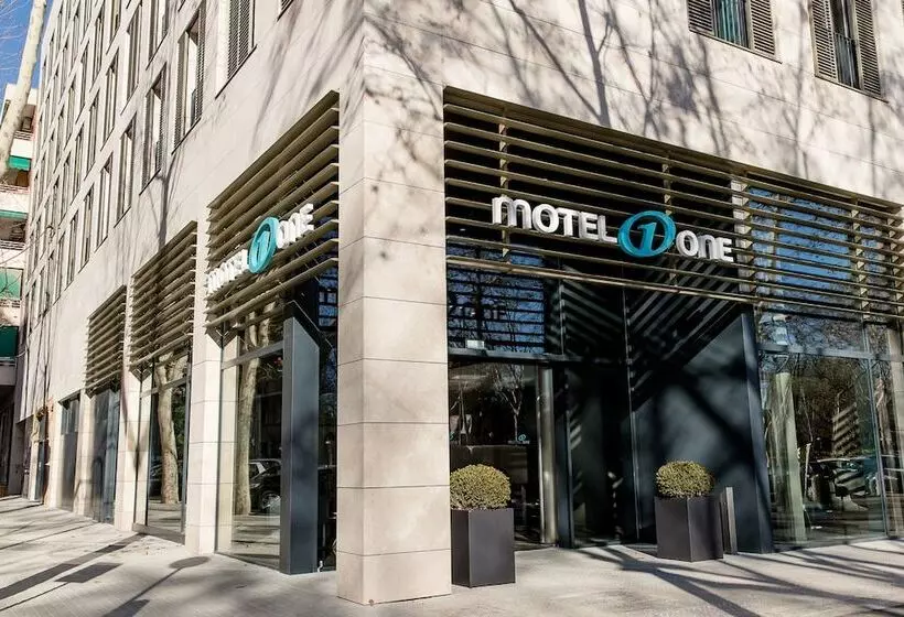 Motel One Barcelonaciutadella