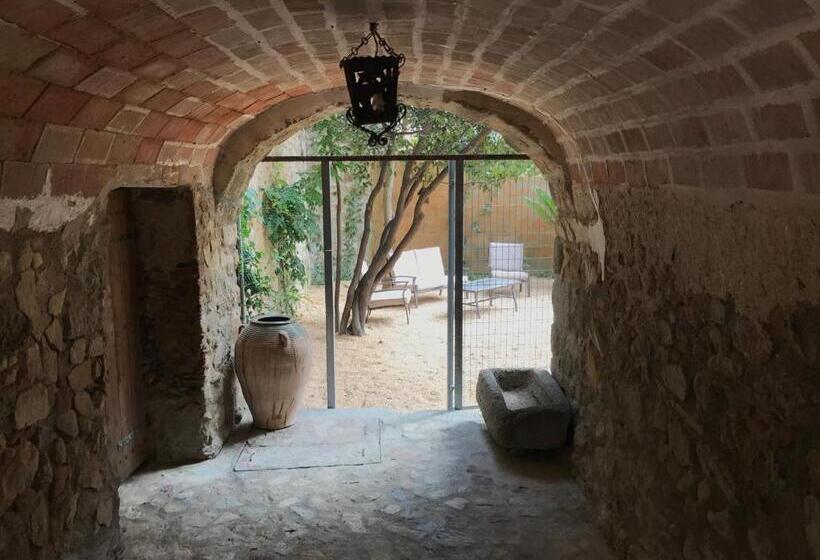 Пансион Hostal Can Xicu