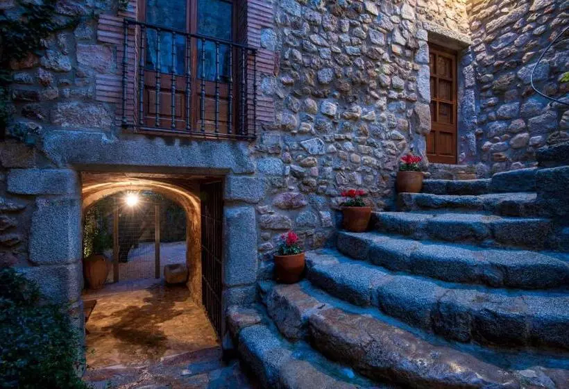 Majatalo Hostal Can Xicu