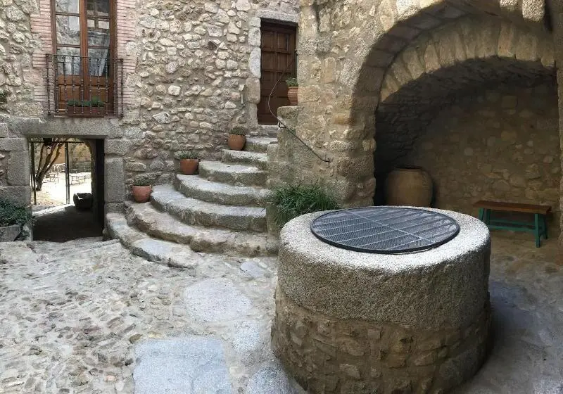 Pensione Hostal Can Xicu