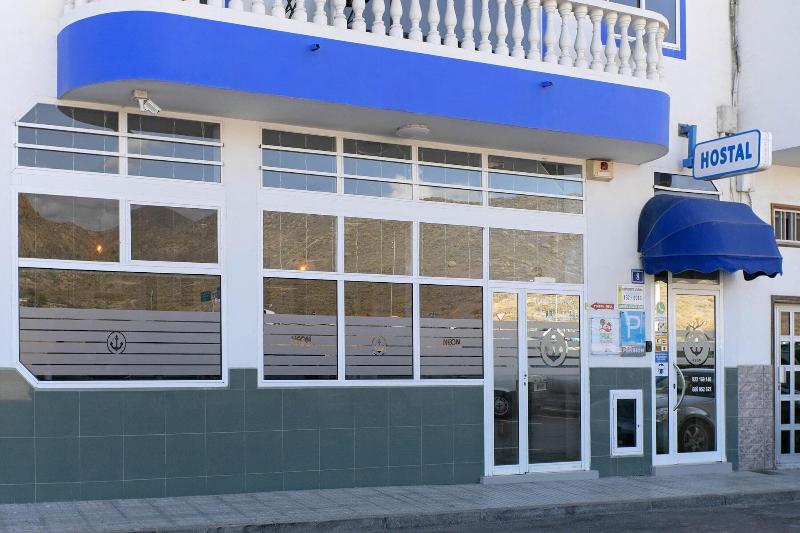 پانسیون Hostel Neon Tenerife