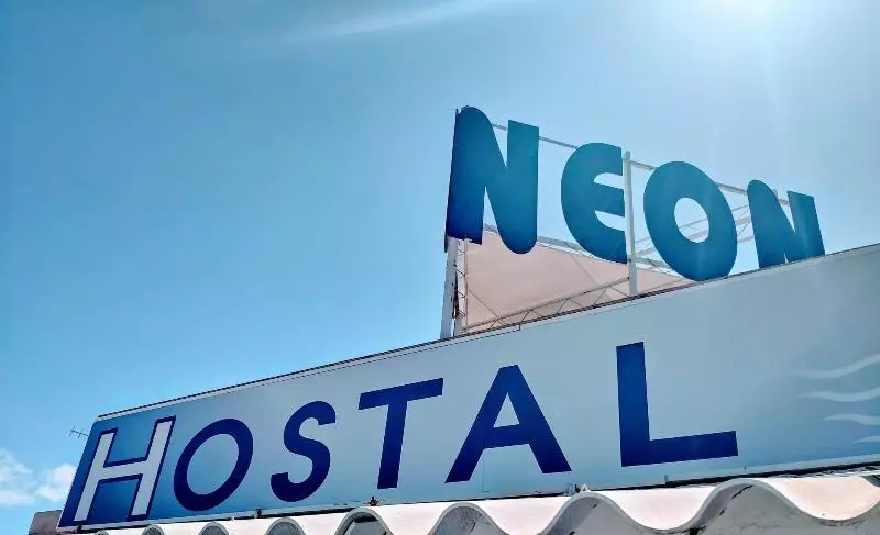 ペンション Hostel Neon Tenerife