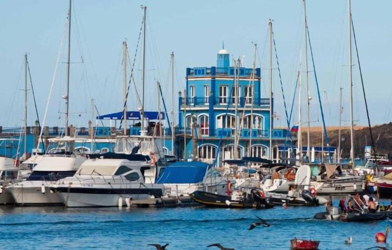 پانسیون Hostel Neon Tenerife