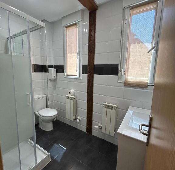 هاستل Pensión Plaza Del Grano