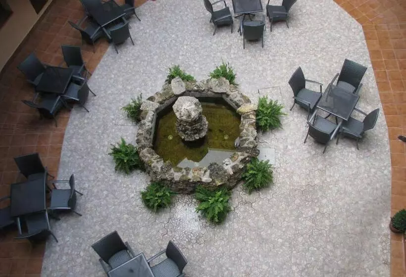 Apartahotel La Corrala