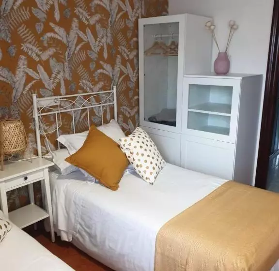 Majatalo El Bodegon De Luis