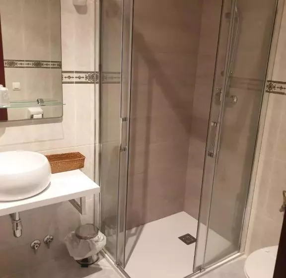 Majatalo El Bodegon De Luis