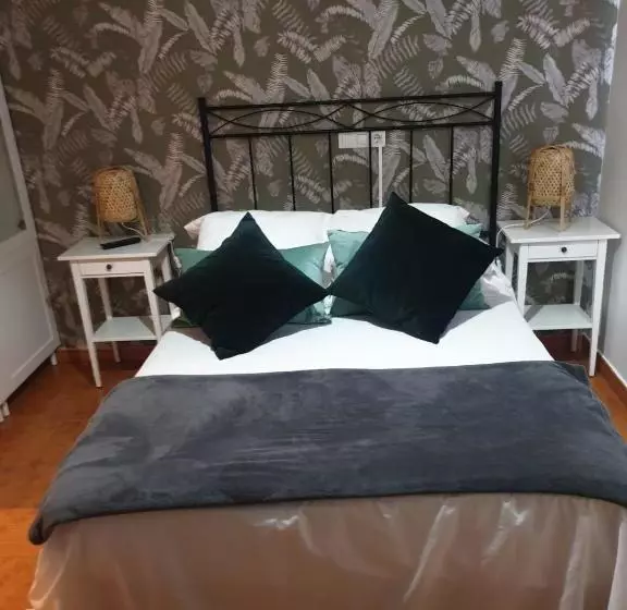 Majatalo El Bodegon De Luis