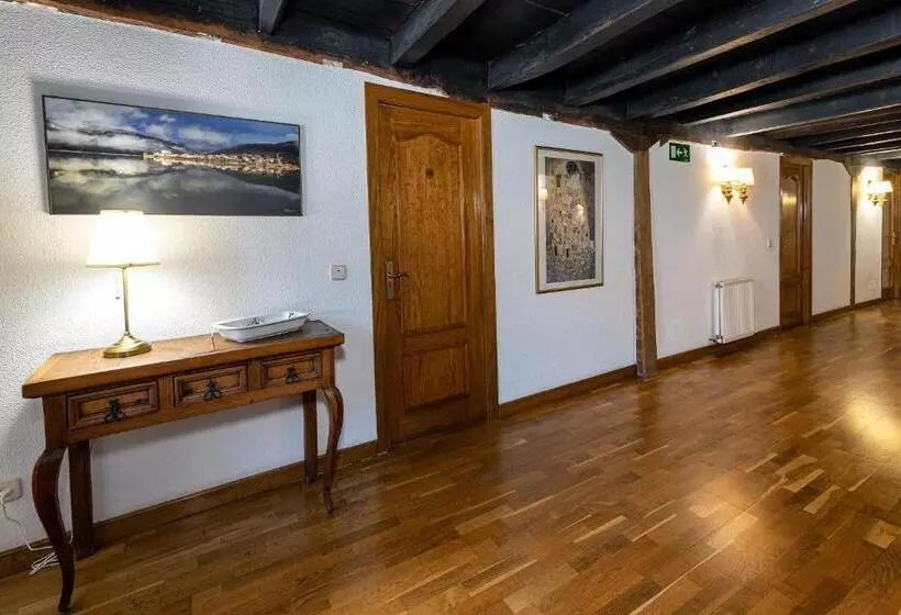 Majatalo Hostal Etxeberri